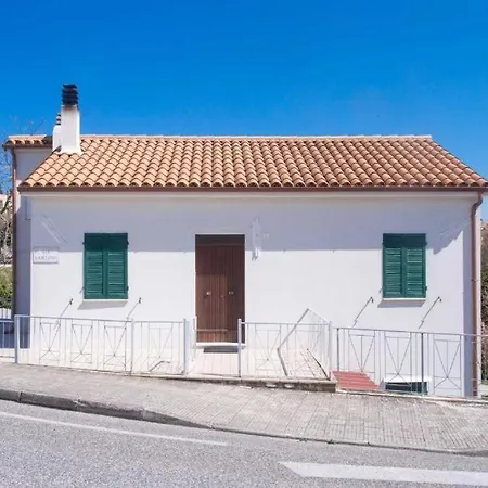 Trilocale In Zona Centrale, - S242 * سيرولو
