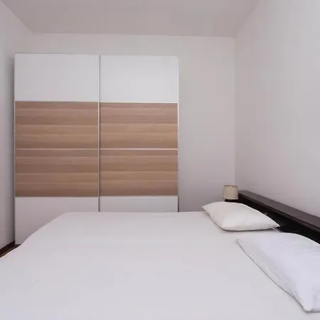Trilocale In Zona Centrale, - S242 Apartmán Sirolo